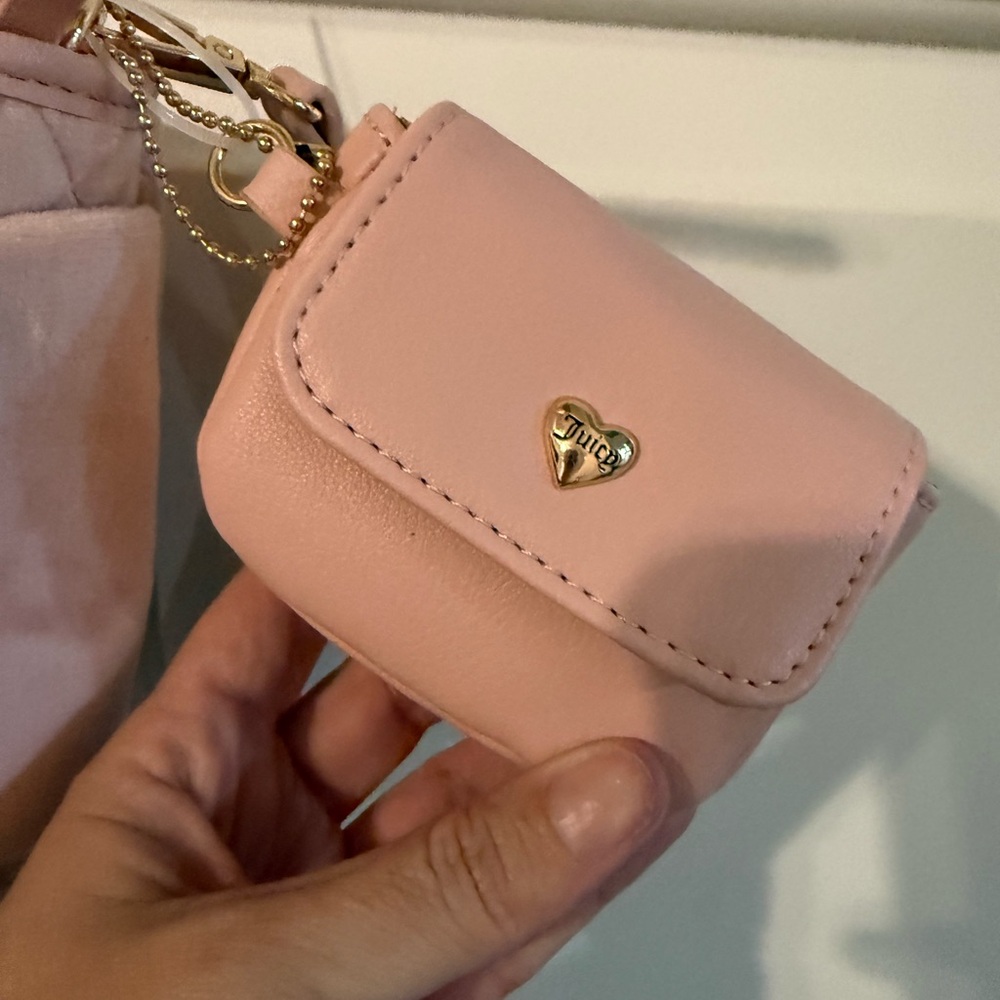Juicy Couture Blush Quilted Bow Shoulder Bag - Picture 5 of 9
